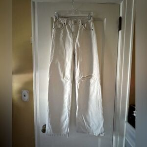 Bershka off white wide leg denim jeans.w split hem NWOT 4